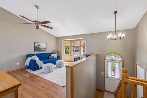 815 Quail Run, Waconia, MN 55387