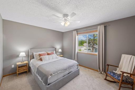 815 Quail Run, Waconia, MN 55387