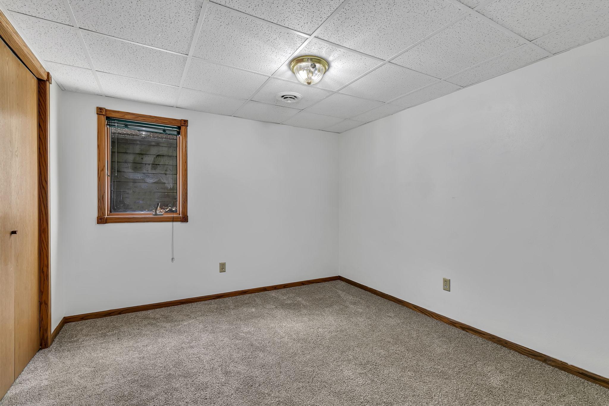 3rd bedroom - lower level