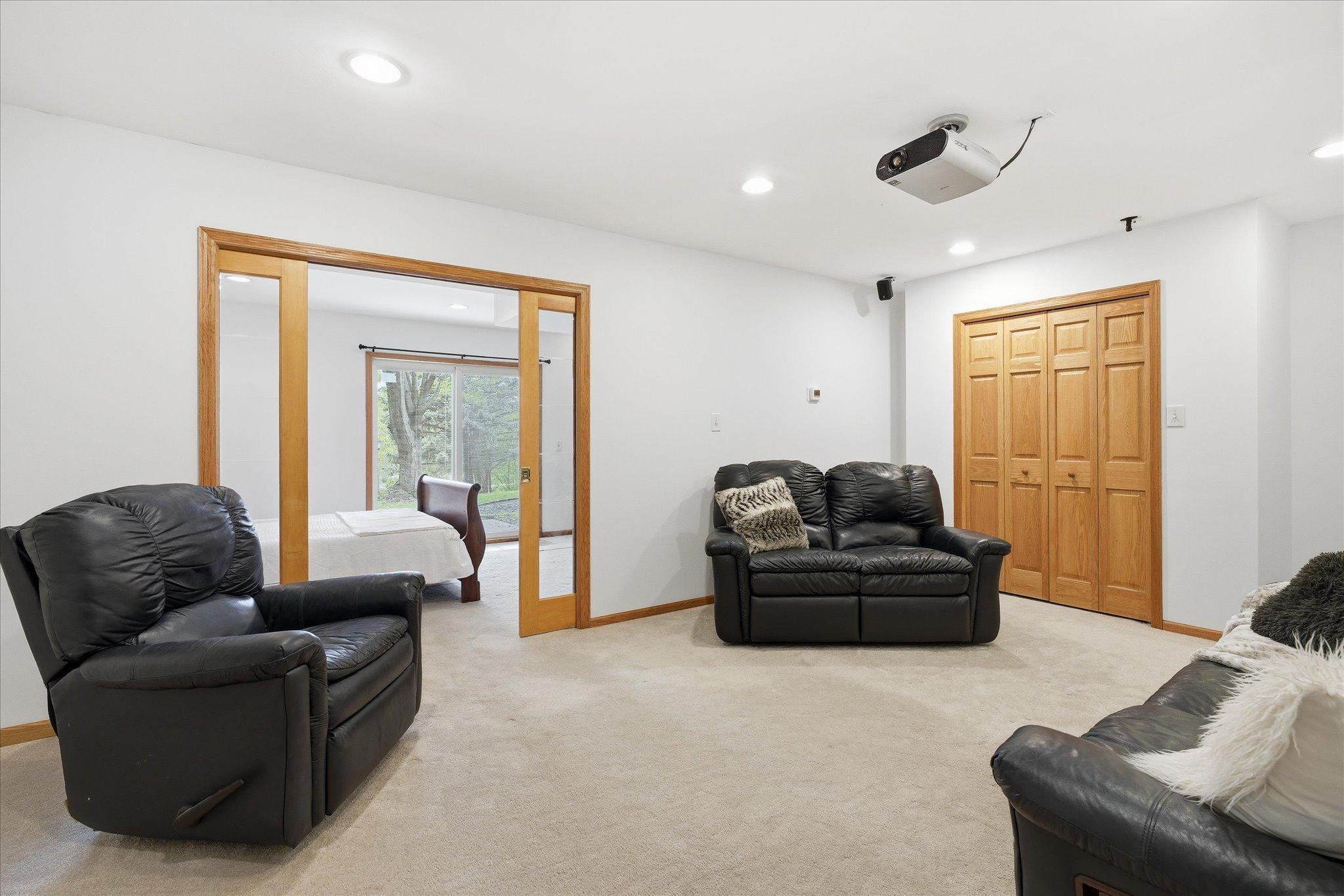 60-2500 Highland View Avenue [3026356]- 059.jpg