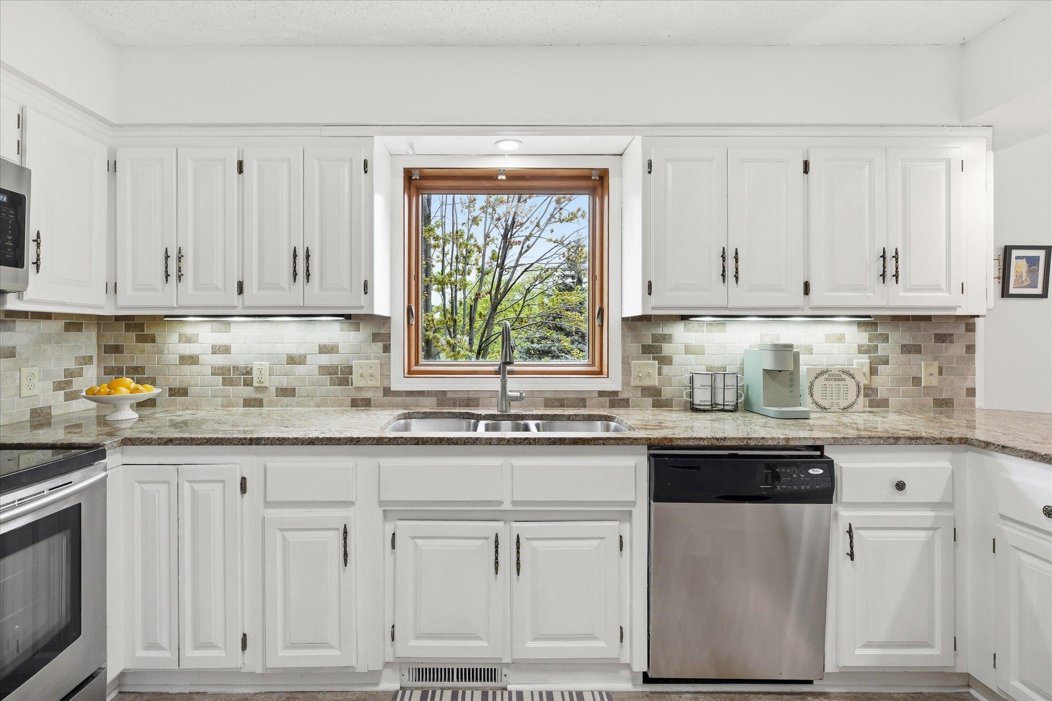 26-2500 Highland View Avenue [3026356]- 025.jpg