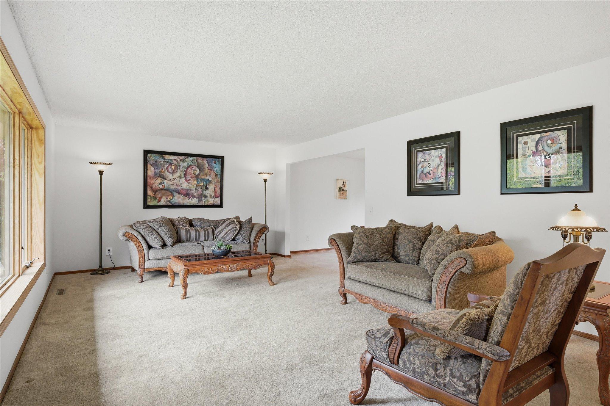 18-2500 Highland View Avenue [3026356]- 017.jpg