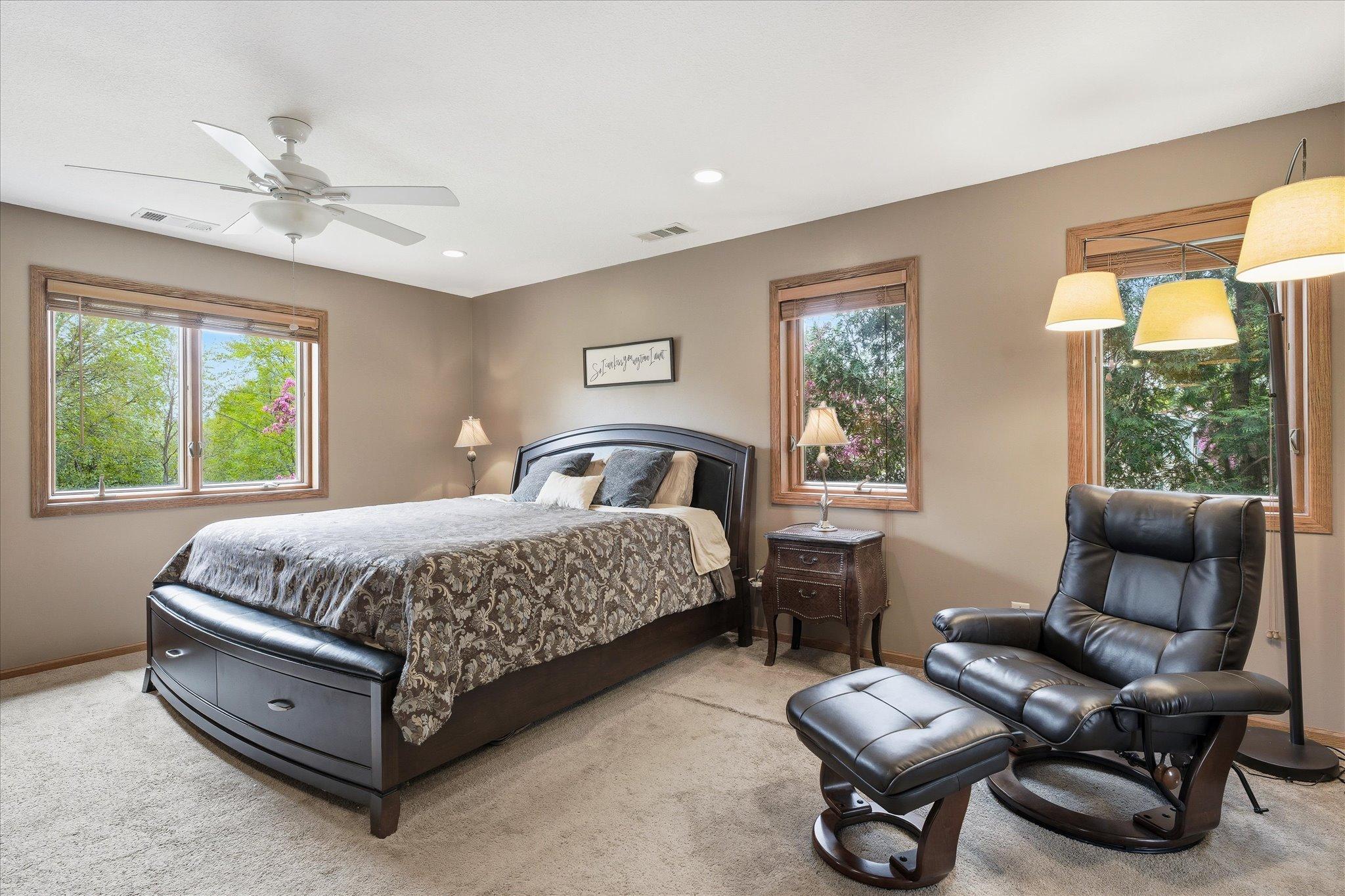 44-2500 Highland View Avenue [3026356]- 043.jpg