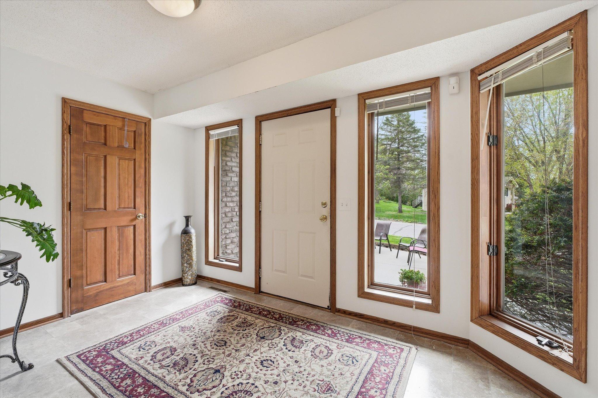 16-2500 Highland View Avenue [3026356]- 015.jpg