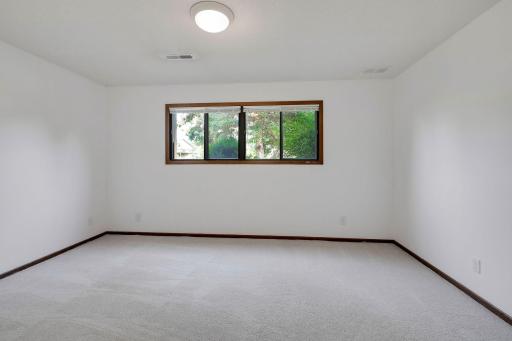 9205 Dartford Road, Saint Paul, MN 55125