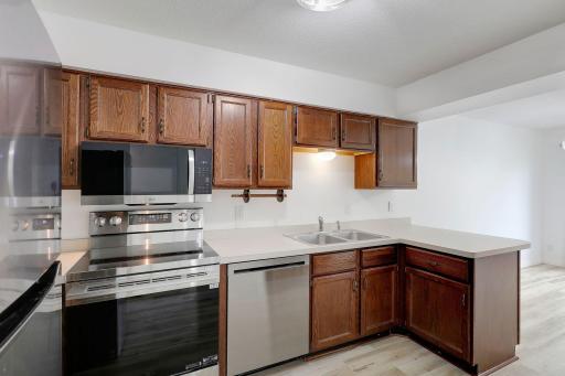 9205 Dartford Road, Saint Paul, MN 55125