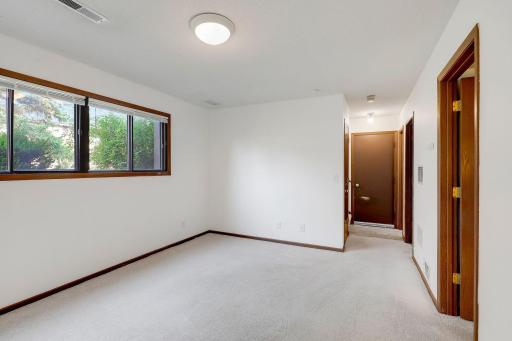 9205 Dartford Road, Saint Paul, MN 55125