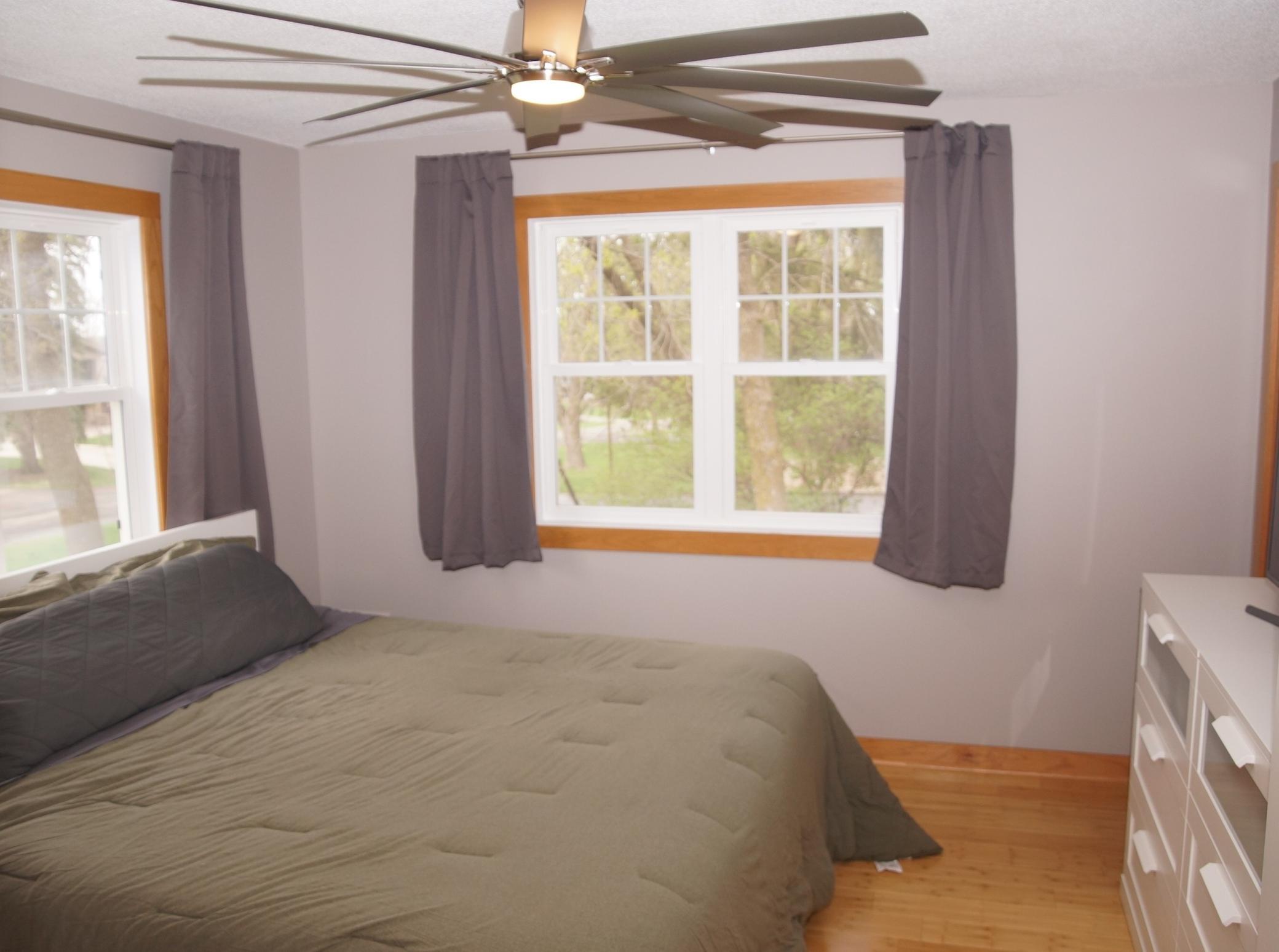 Bamboo floors run through the main floor an Bedrooms! Bedrooms have newer upgrade windows and Ceiling Fans!
Main Bedroom has a walkthrough door to main bath.