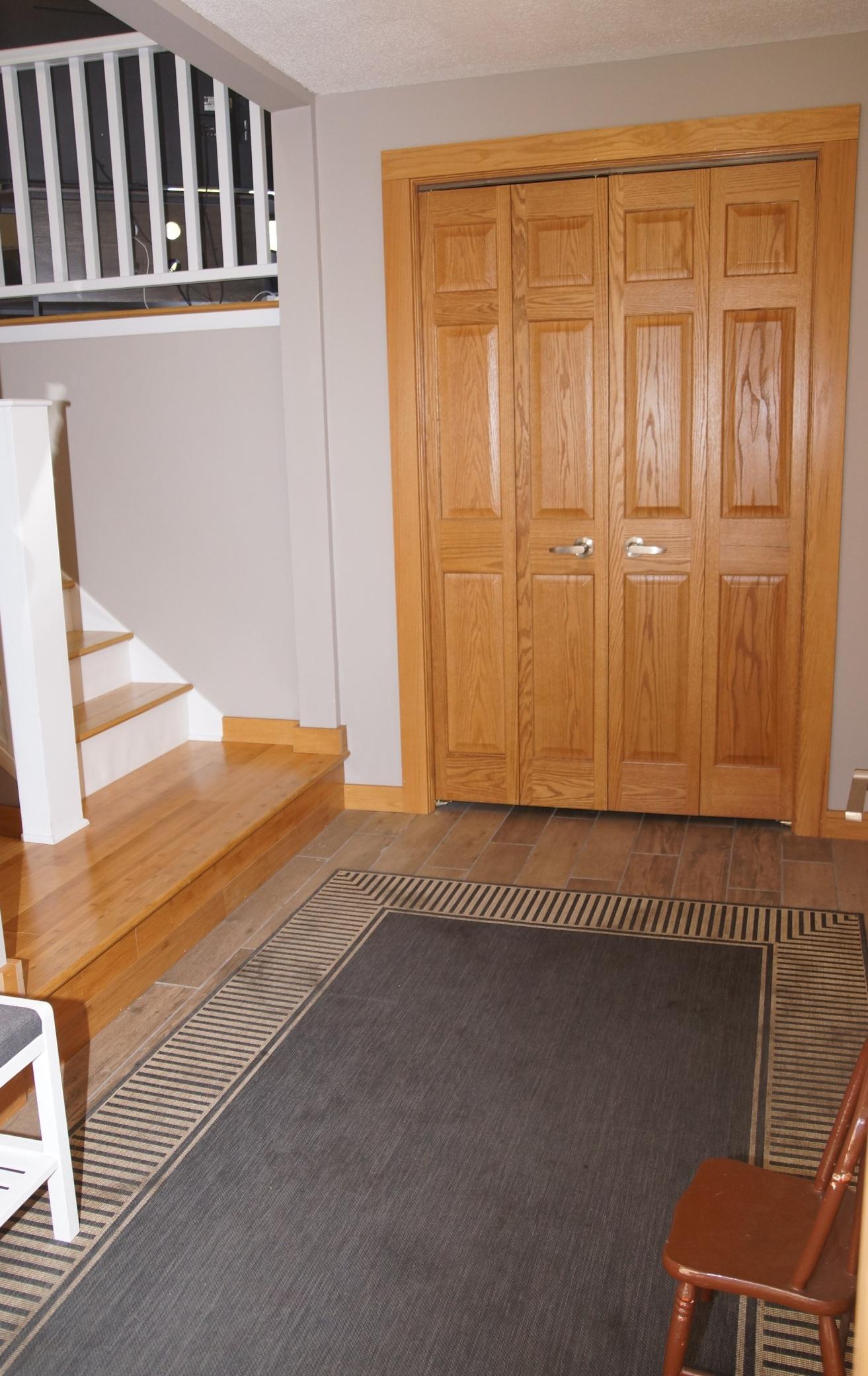 Large Foyer Entry with Good Size Closet and Doorway Directly in to Garage!