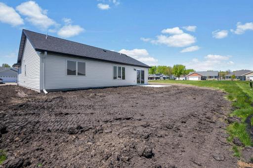 121 Copper Village Circle, Mankato, MN 56001