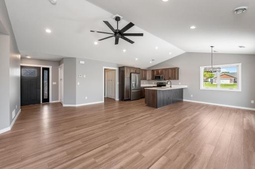 121 Copper Village Circle, Mankato, MN 56001