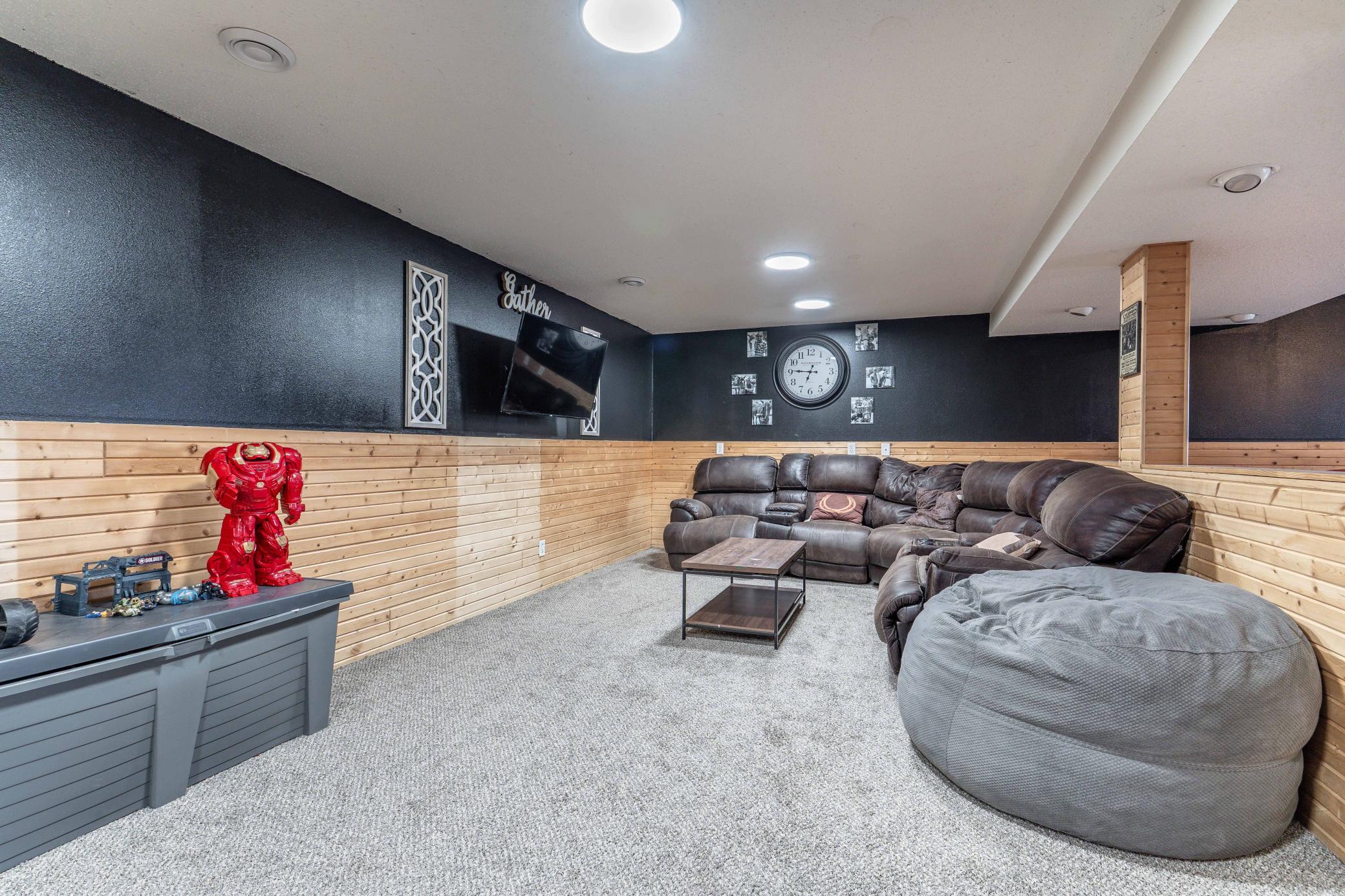 41854 215th Ave