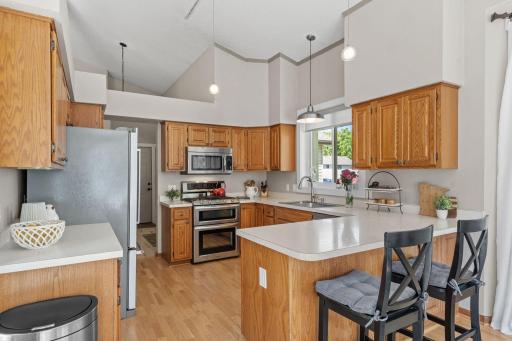 10072 205th Court W, Lakeville, MN 55044
