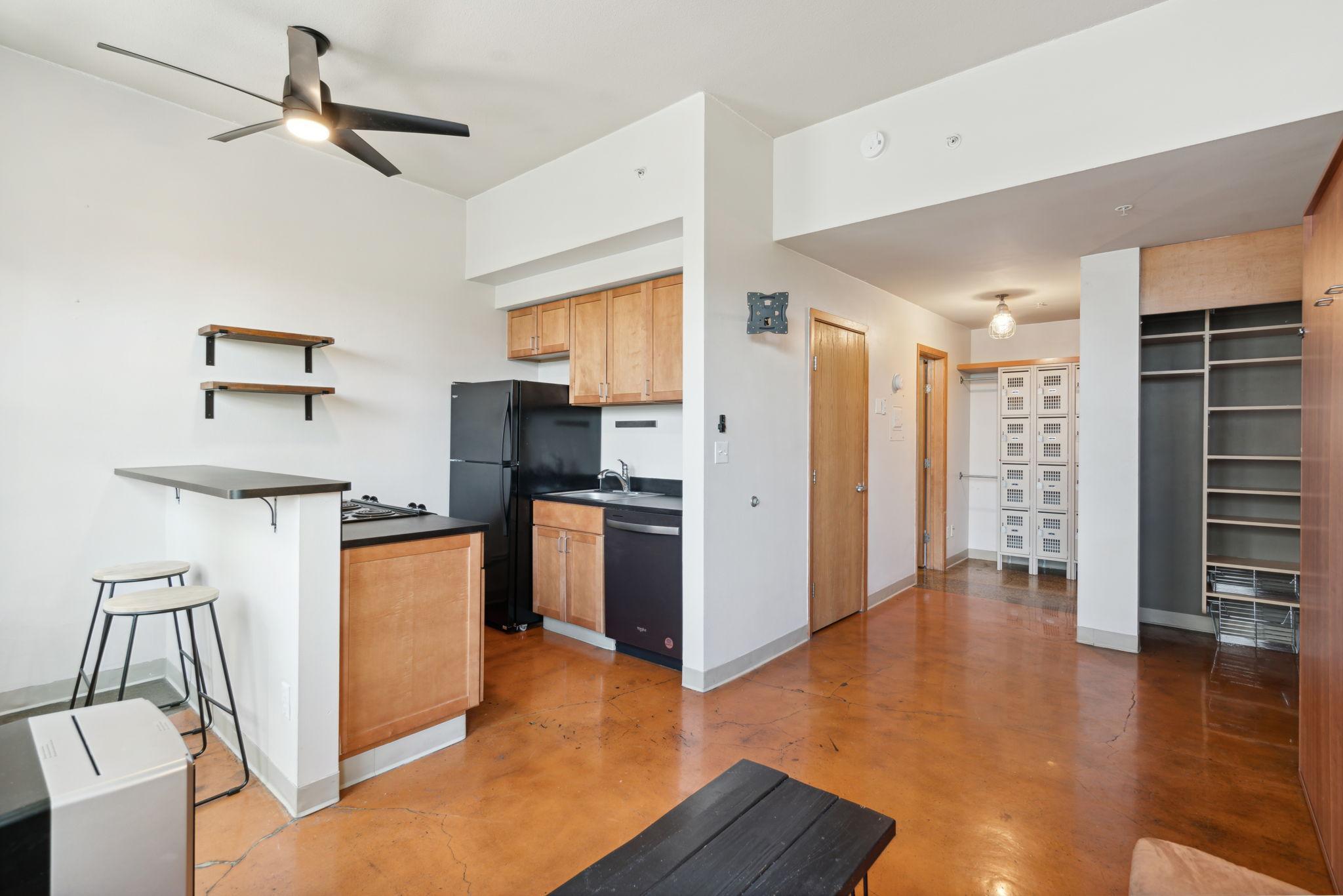 15-web-or-mls-15_Interior.jpg
