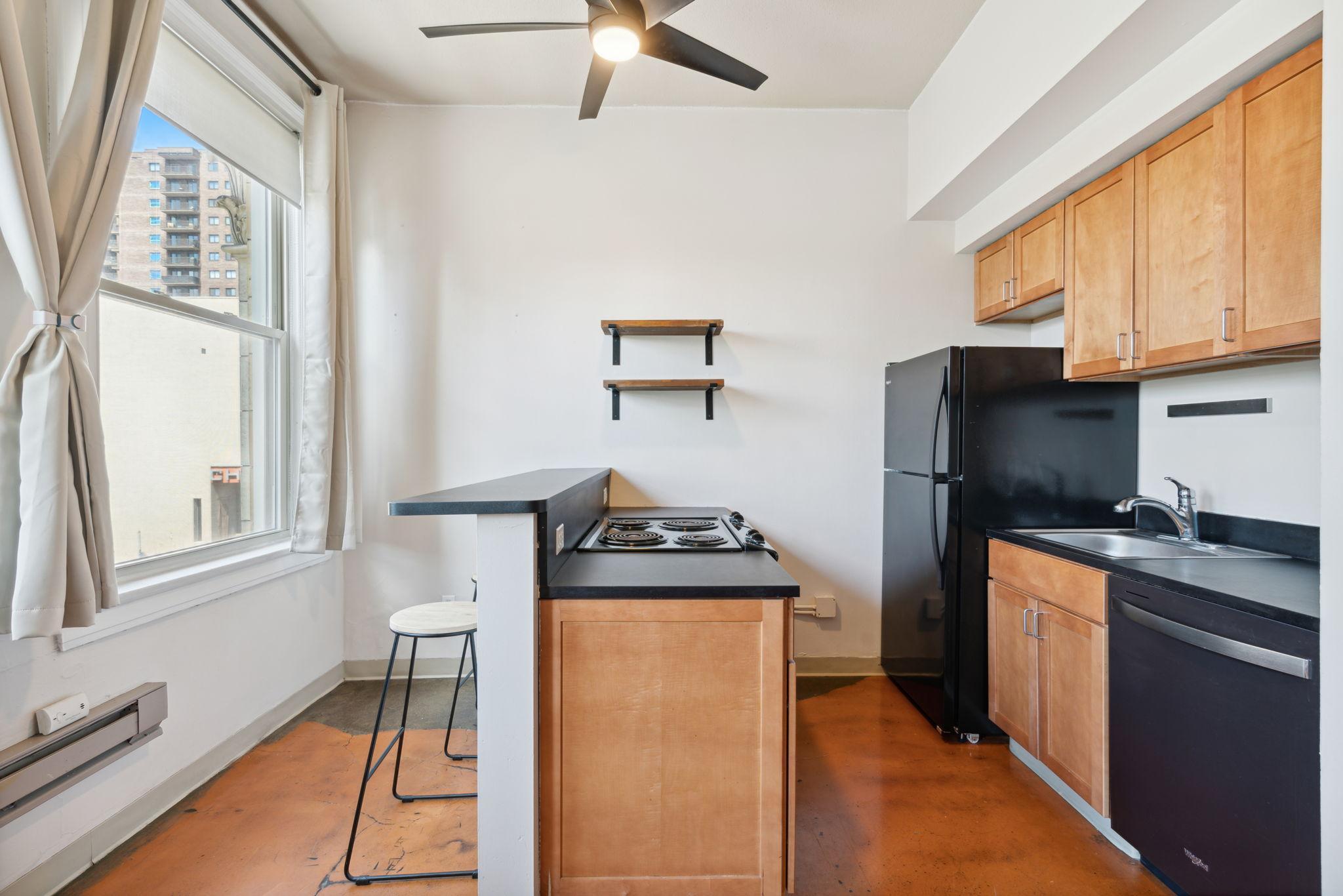 11-web-or-mls-11_Interior.jpg