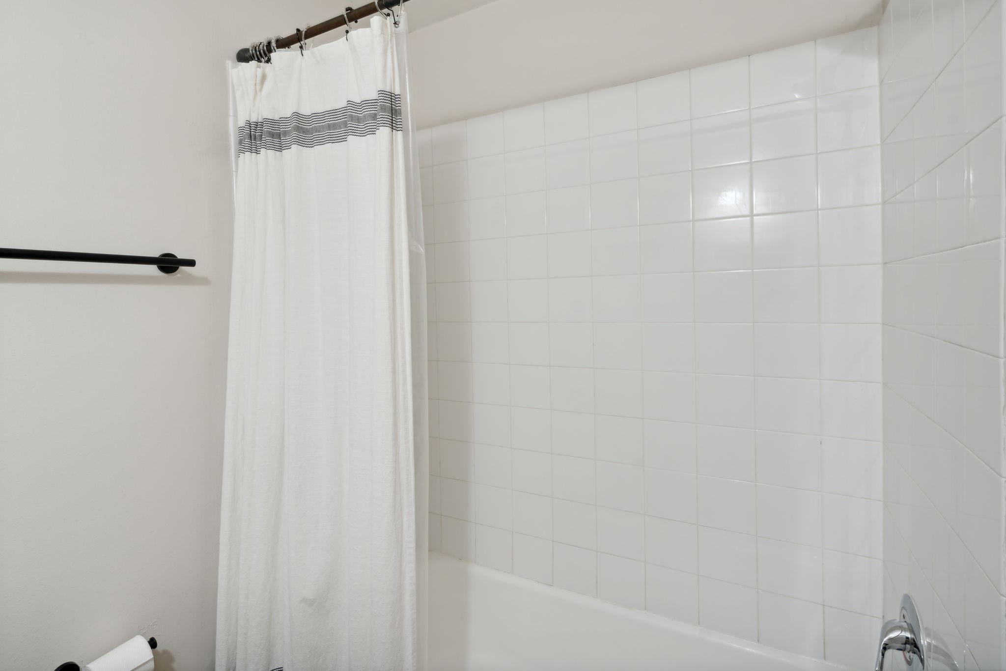 19-web-or-mls-18_Interior.jpg