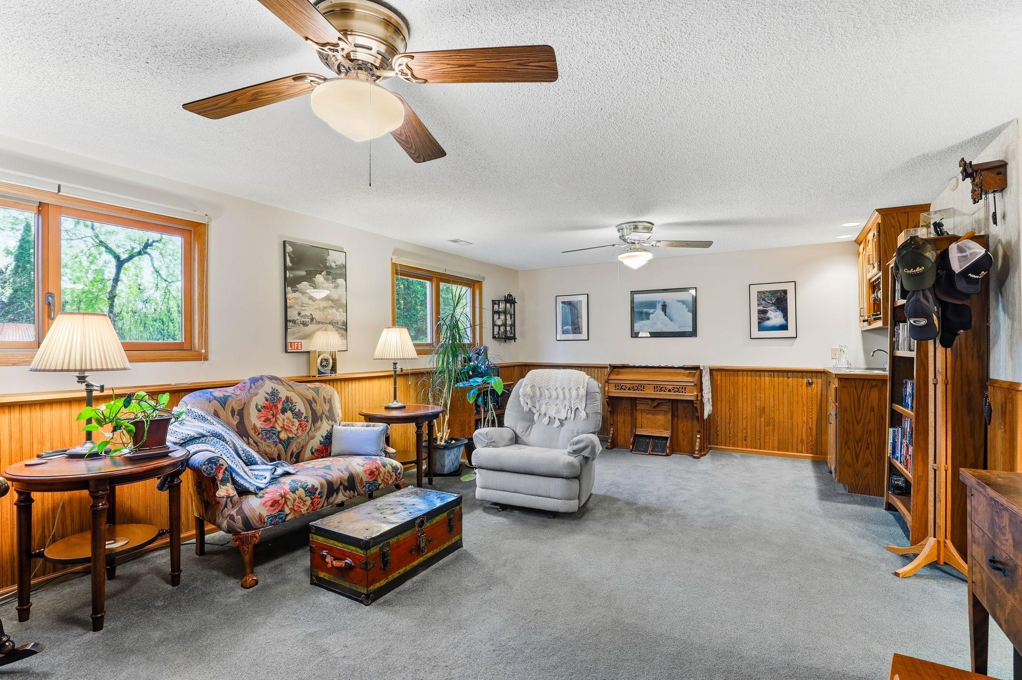 30-web-or-mls-12270-Europa-Ave-N-30.jpg