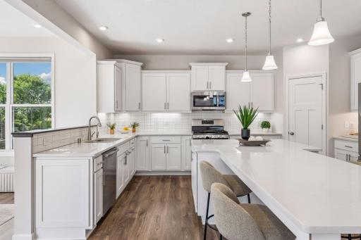 105 Maple Terrace, Waconia, MN 55387