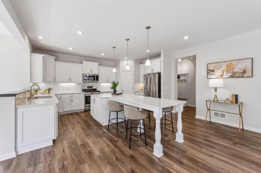 105 Maple Terrace, Waconia, MN 55387