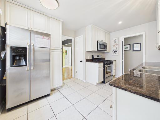 4250 Welcome Avenue N, Minneapolis, MN 55422