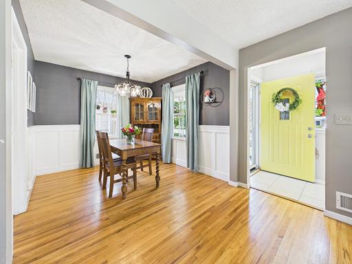 4250 Welcome Avenue N, Minneapolis, MN 55422