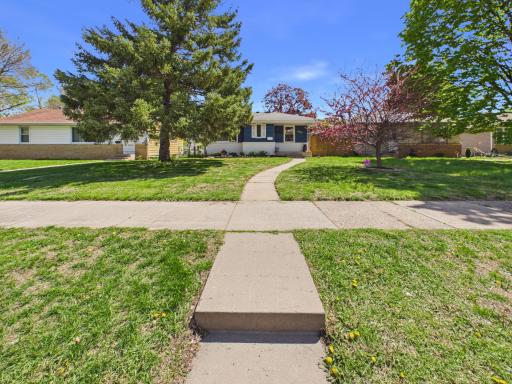 4250 Welcome Avenue N, Minneapolis, MN 55422