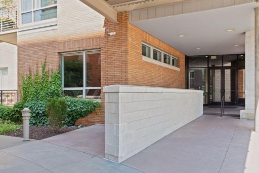 150 2nd St NE B507 - Spacecrafting - 0048.jpg
