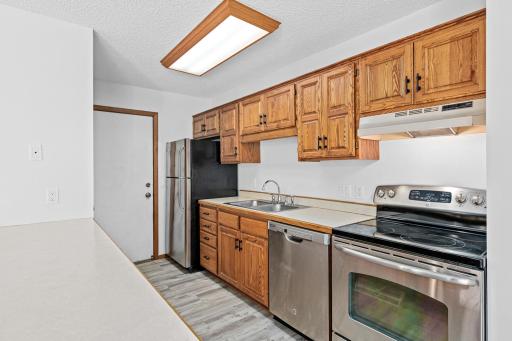 11177 Edgewood Circle N, Champlin, MN 55316