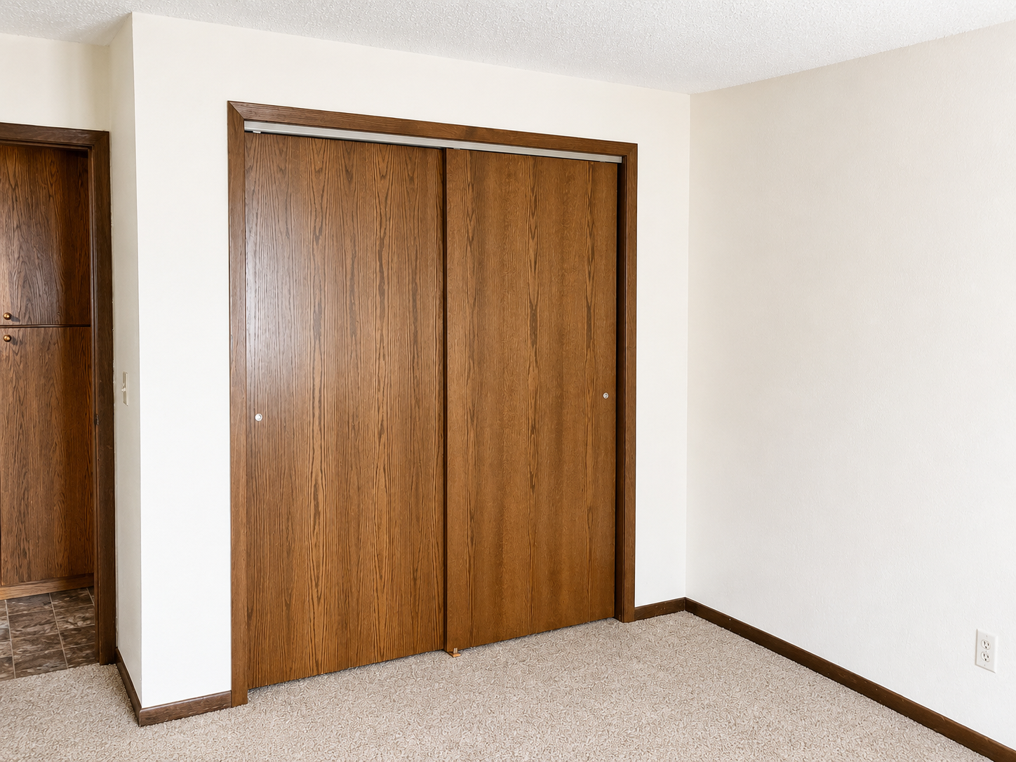 Bedroom Closet.png