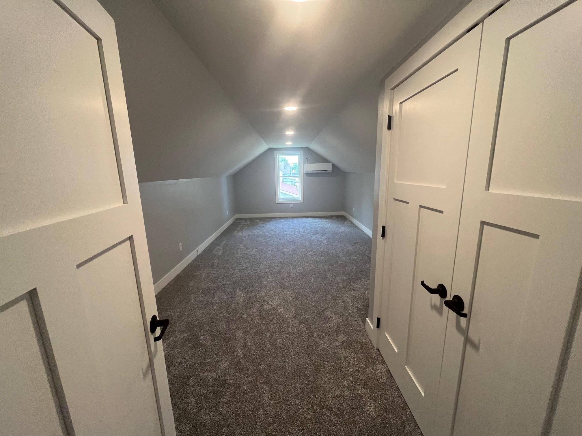 upstairs bedroom 4.jpg