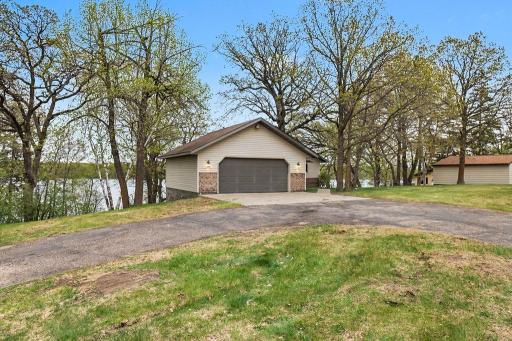 14425 W Lake Sallie Drive, Detroit Lakes, MN 56501