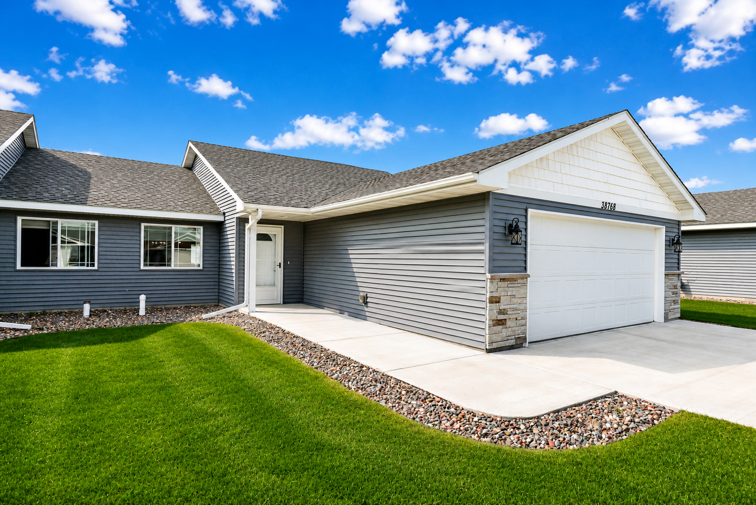 38768 Maple ct.png