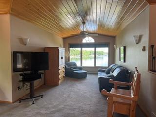 upstairs huge bedroom