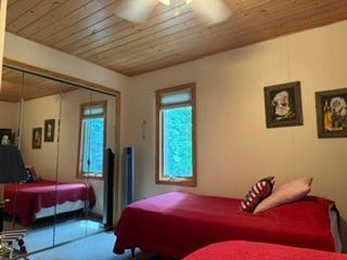 upstairs bedroom #2