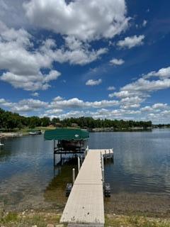 Dock/boat lift