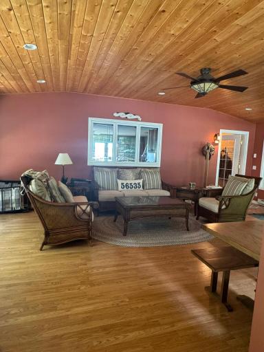17428 Park Avenue SE, Erskine, MN 56535