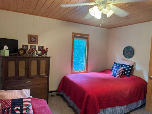 17428 Park Avenue SE, Erskine, MN 56535