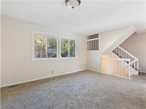 4819 Grenwich way N, living room pic.jpg