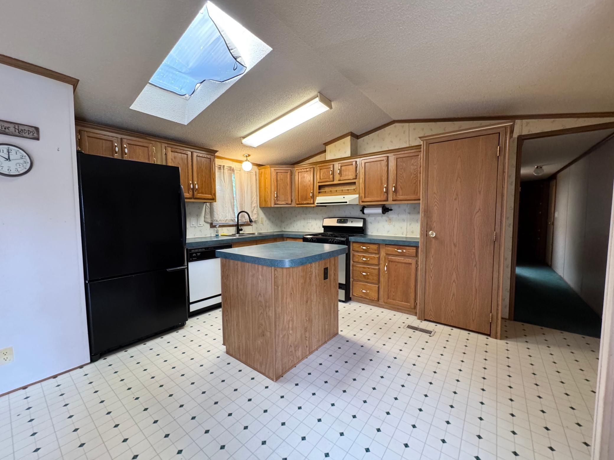Spacious Kitchen