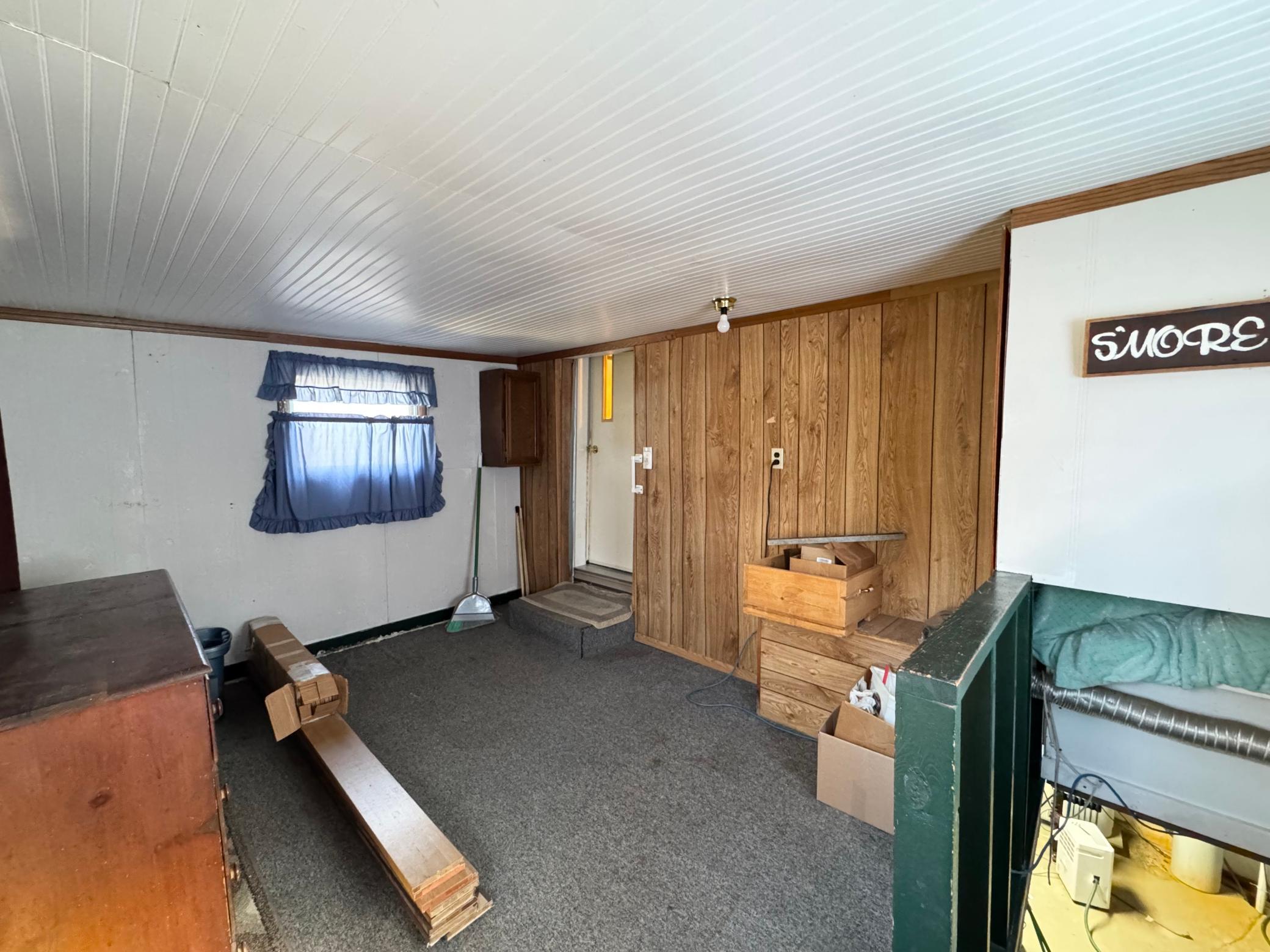 Mud Room to basement