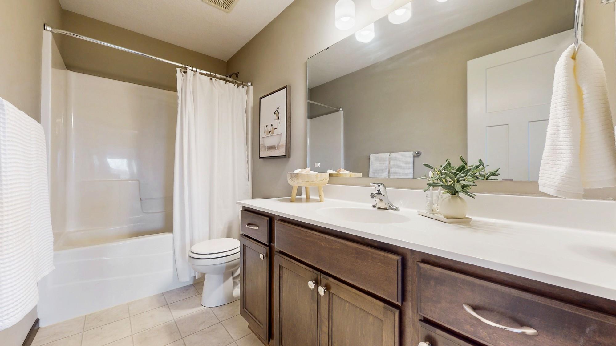 Upstairs full bath