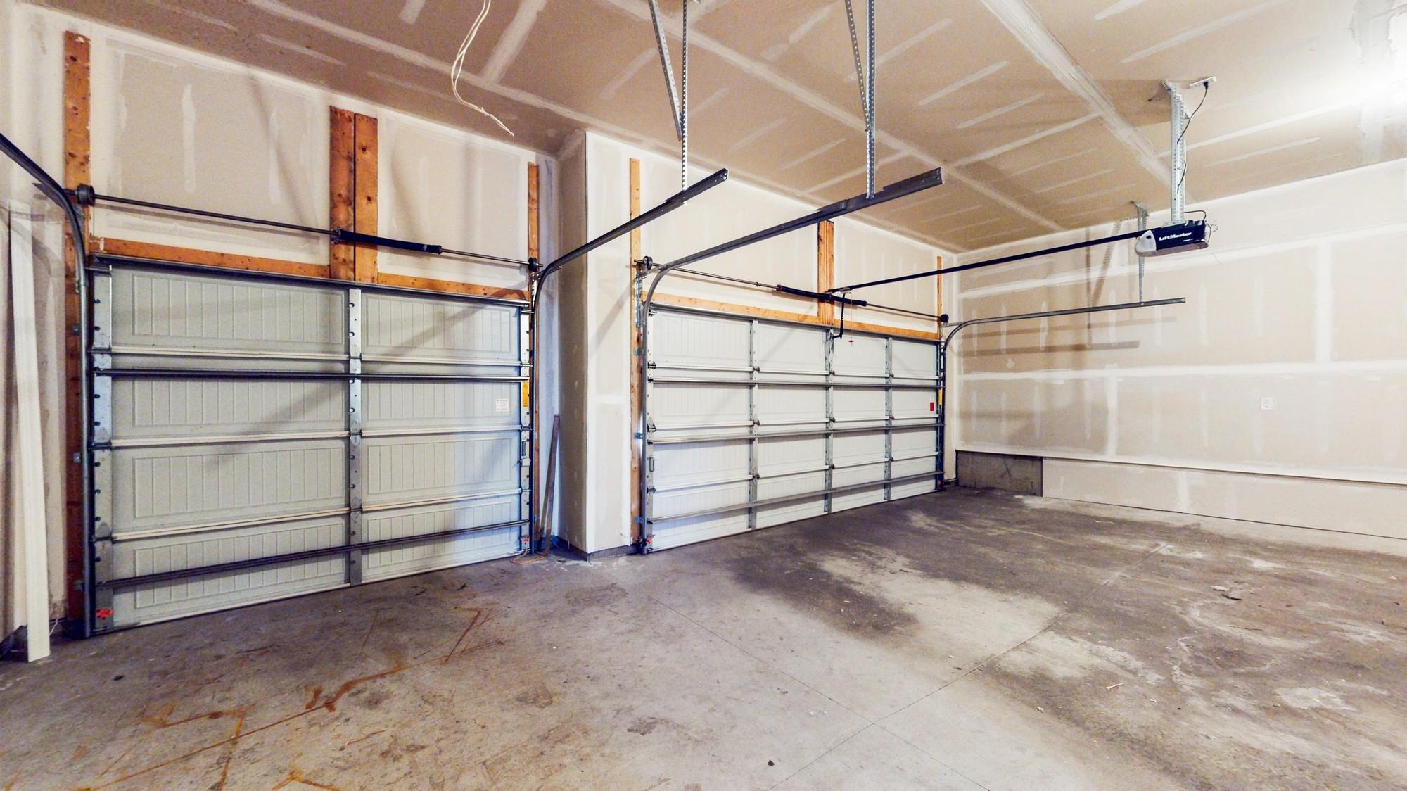 3 car garage