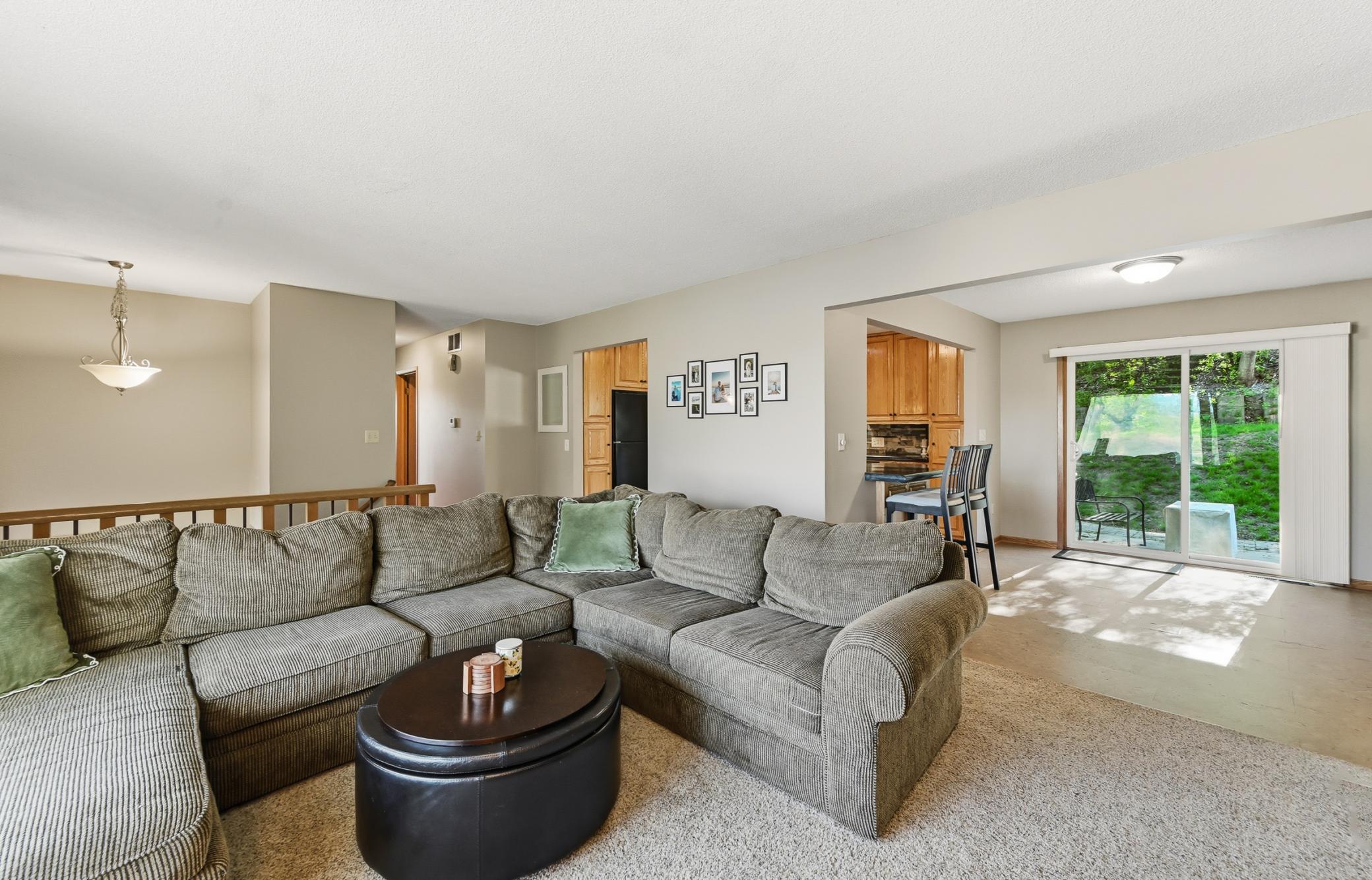 Living Room__.jpg