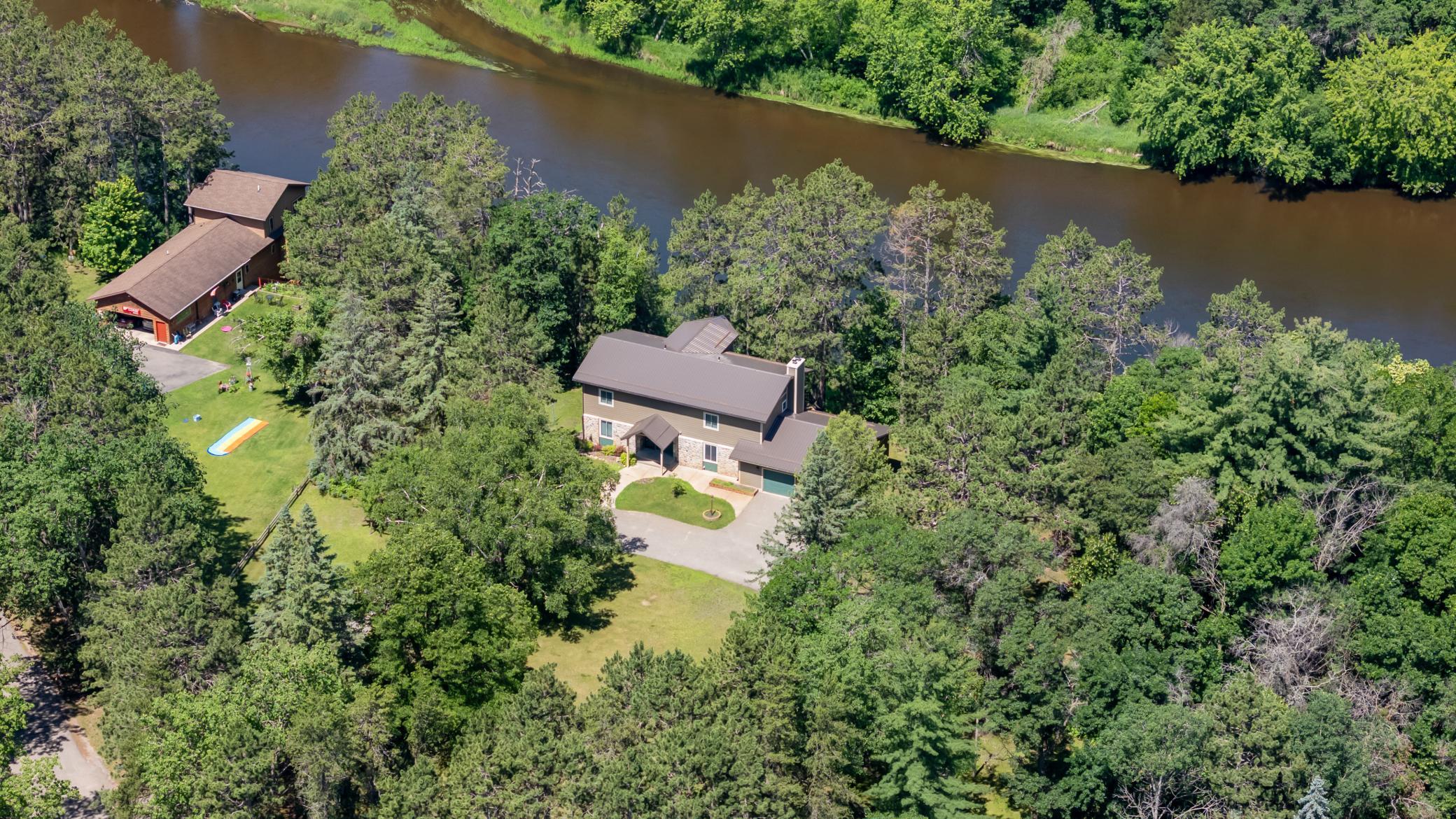 5+ BR, 4 bath, 2+ acre home on the Crow Wing River!