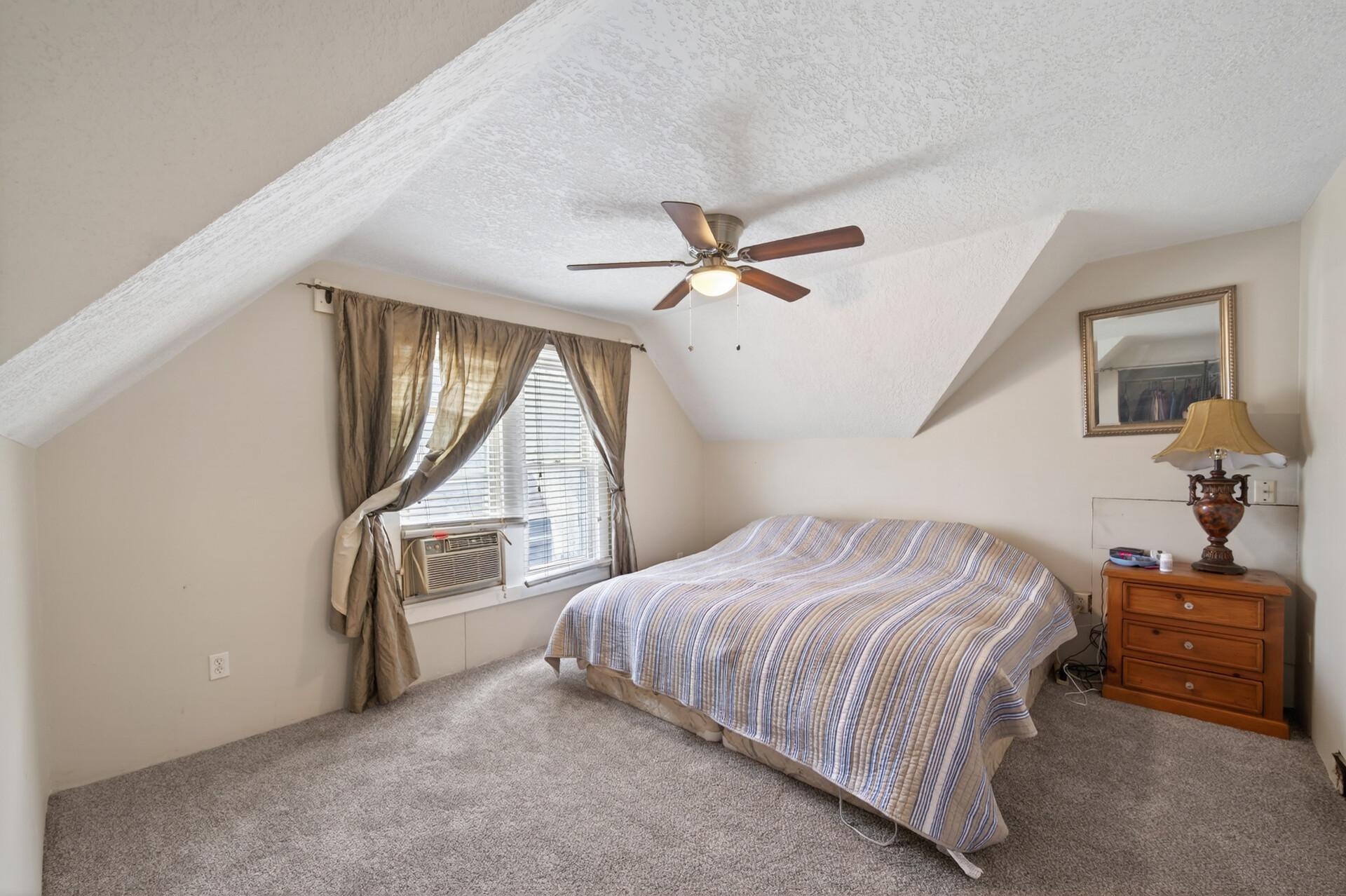 Primary Bedroom-upper level
