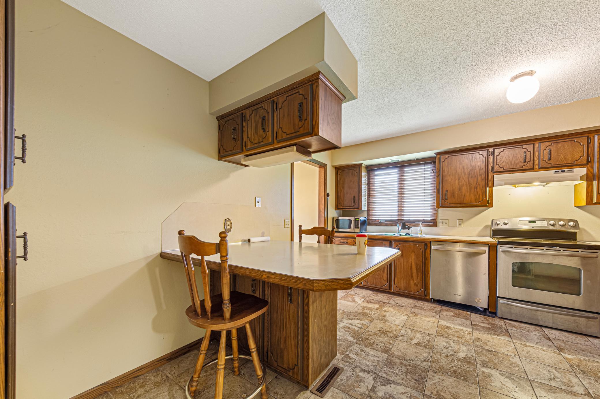 17_kitchen61f9.jpg