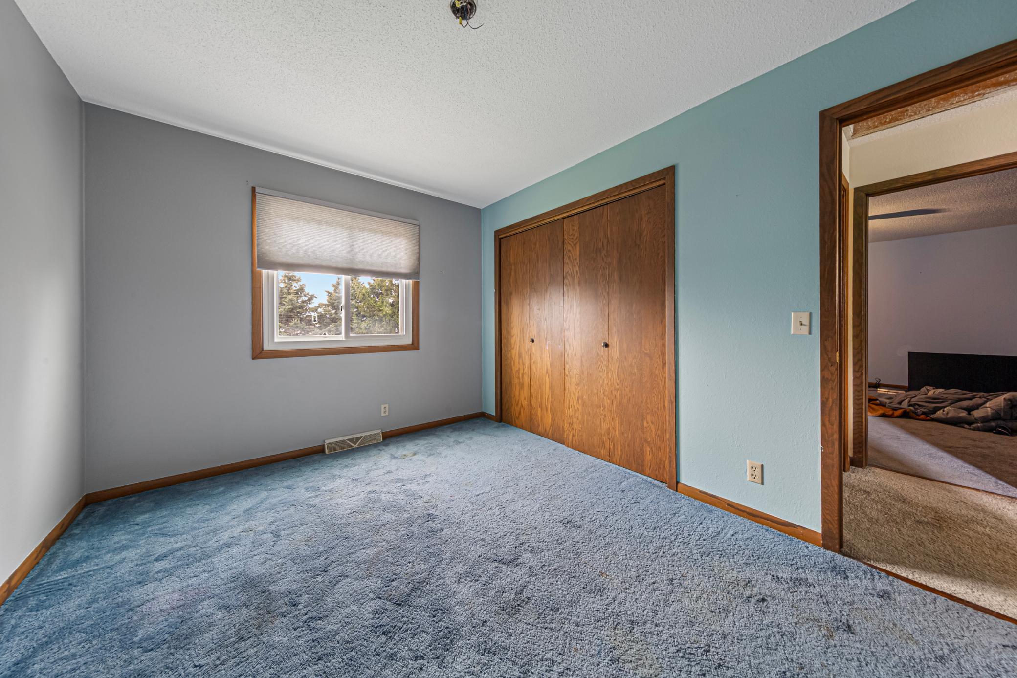 22_bedroom_28177.jpg