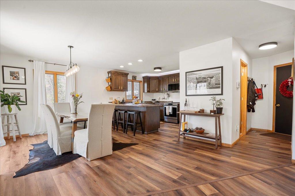 dining room/kitchen