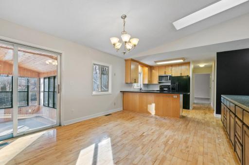 1382 Lakeside Circle, Eagan, MN 55123