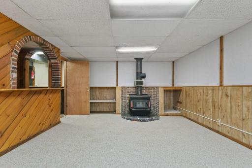 1382 Lakeside Circle, Eagan, MN 55123